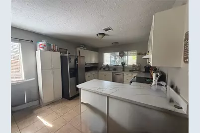 9909 Cardinal Street, La Porte, TX 77571 - Photo 4