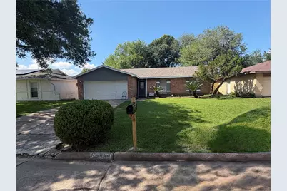 9909 Cardinal Street, La Porte, TX 77571 - Photo 1