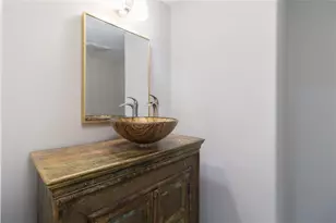 914 Main St, Houston, TX 77002 - Photo 6