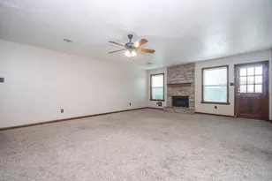 2113 Georgetown St, Katy, TX 77493 - Photo 6