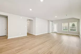 116 Bay Bridge Ct, Montgomery, TX 77316 - Photo 4