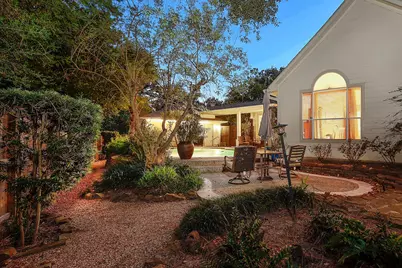 2 Taper Glow Place, The Woodlands, TX 77381 - Photo 26