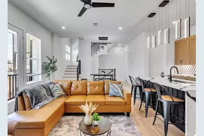 2711 Berry Street, Houston, TX 77004 - Photo 2