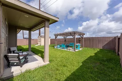 14911 Spring Forest Lane, Baytown, TX 77523 - Photo 32