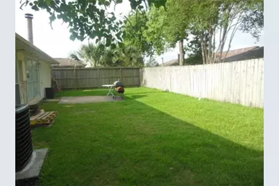 2111 Squire Dobbins, Sugar Land, TX 77478 - Photo 16