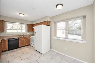 14718 Windfern Forest Dr, Houston, TX 77040 - Photo 12