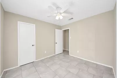 14718 Windfern Forest Drive, Houston, TX 77040 - Photo 18