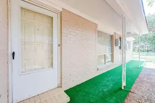 2806 Quail Valley E Dr, Missouri City, TX 77489 - Photo 8