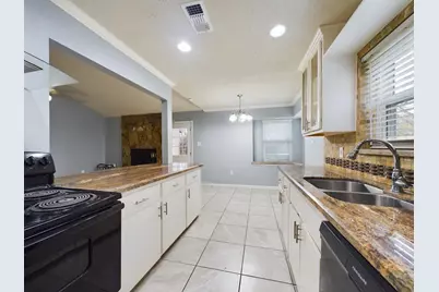 11522 Sagegrove Lane, Houston, TX 77089 - Photo 16