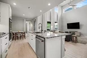 94 Dorado Dr, Friendswood, TX 77546 - Photo 6