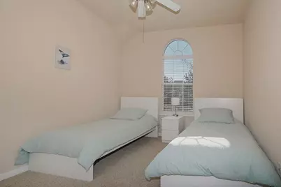 3 Pine Needle Place, The Woodlands, TX 77382 - Photo 14