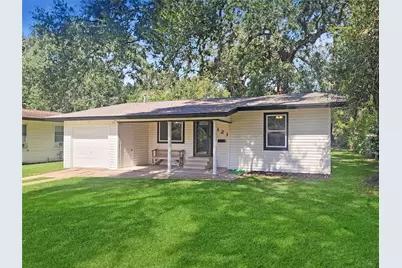 121 Wisteria Street, Lake Jackson, TX 77566 - Photo 22