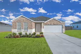 1926 Starlight St, Angleton, TX 77515 - Photo 4