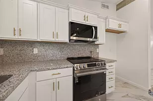 16619 Tibet Rd, Friendswood, TX 77546 - Photo 12