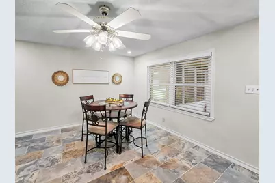 970 Evergreen Lane, Beaumont, TX 77706 - Photo 12