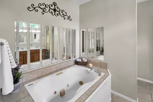 970 Evergreen Ln, Beaumont, TX 77706 - Photo 18