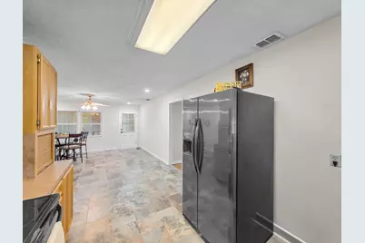 970 Evergreen Lane, Beaumont, TX 77706 - Photo 8