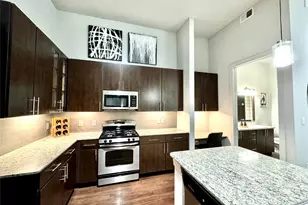 2525 McCue St Rd, Houston, TX 77056 - Photo 12