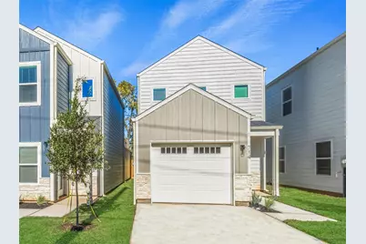 714 W Dallas Street, Conroe, TX 77301 - Photo 1