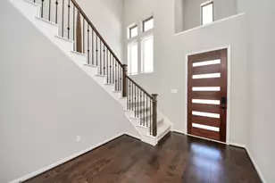 1930 Waters Branch Dr, Missouri City, TX 77459 - Photo 4