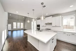 1930 Waters Branch Dr, Missouri City, TX 77459 - Photo 6