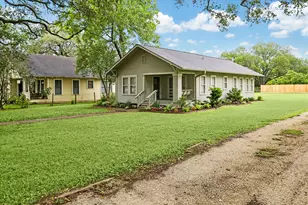 209 E Caney St, Wharton, TX 77488 - Photo 28