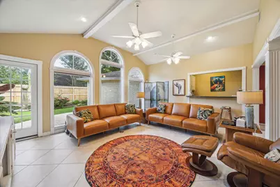 4114 Plumtree Lane, Seabrook, TX 77586 - Photo 2