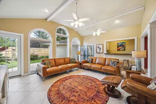 4114 Plum Tree Ln, Seabrook, TX 77586 - Photo 2