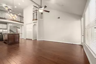 9026 Centennial Dr, Conroe, TX 77384 - Photo 10