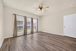 8907 Kleewood Dr, Houston, TX 77064 - Photo 26