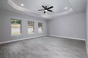 1737 E Lake Dr, Huntsville, TX 77340 - Photo 28