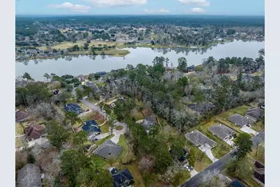 1737 E Lake Drive, Huntsville, TX 77340 - Photo 34