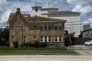 302 W Saulnier St, Houston, TX 77019 - Photo 16