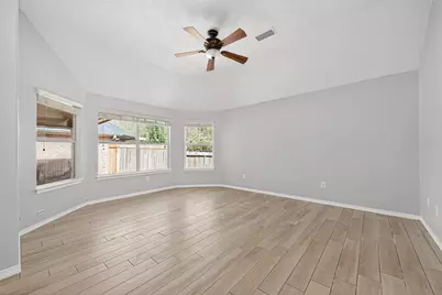 10542 Parkside Drive, Willis, TX 77318 - Photo 24