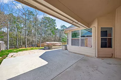 10542 Parkside Drive, Willis, TX 77318 - Photo 30