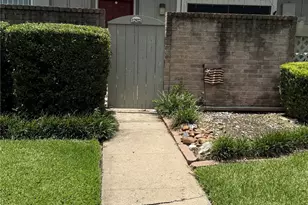 12922 Wirevine Ln, Houston, TX 77072 - Photo 48