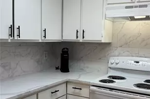 12922 Wirevine Ln, Houston, TX 77072 - Photo 12