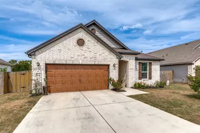 322 Linden Street, Bastrop, TX 78602 - Photo 2