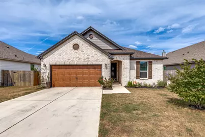 322 Linden Street, Bastrop, TX 78602 - Photo 1