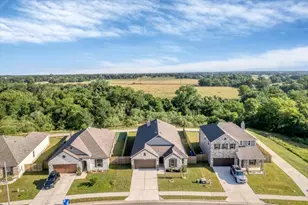 322 Linden St, Bastrop, TX 78602 - Photo 26