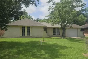 7623 Kellwood Dr, Houston, TX 77040 - Photo 2