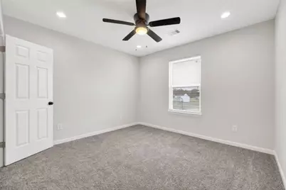 6320 Laura Koppe Road, Houston, TX 77016 - Photo 8