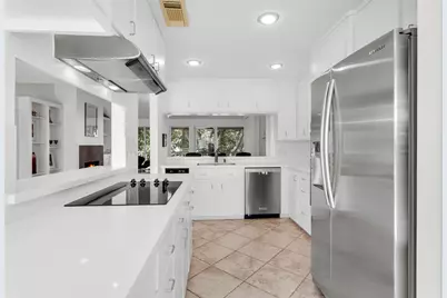 67 Harbor Lane, Kemah, TX 77565 - Photo 10