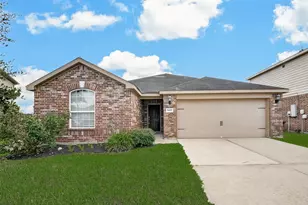 9407 Grand Spark Dr, Rosharon, TX 77583 - Photo 1