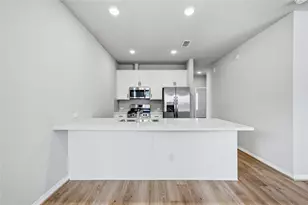6431 Paris St, Houston, TX 77021 - Photo 8