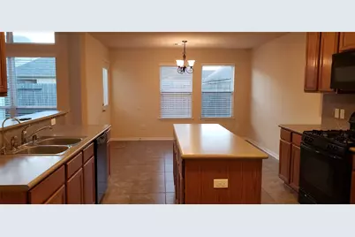 9923 Yearling Place, Conroe, TX 77385 - Photo 12