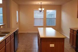 9923 Yearling Pl, Conroe, TX 77385 - Photo 12