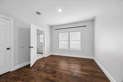 2 Jenkins Street, Houston, TX 77003 - Photo 4