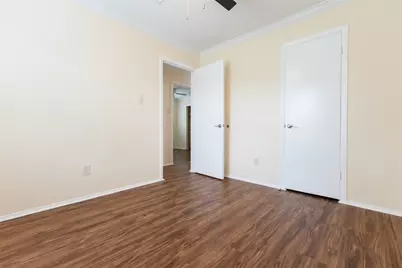 5614 Briarwood Forest Drive, Houston, TX 77088 - Photo 36