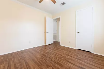 5614 Briarwood Forest Drive, Houston, TX 77088 - Photo 34